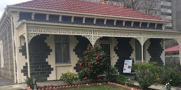Chiropractor in Ascot Vale, Chiropractor in Essendon, Chiropractor in Flemington, Chiropractor in Footscray, Chiropractor in Kensington, Chiropractor in Maidstone, Chiropractor in Maribyrnong, Chiropractor in Moonee Ponds, Chiropractor in Yarraville.